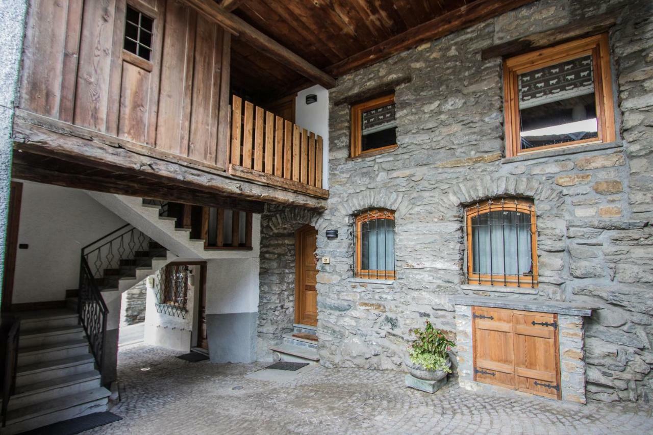 Maison De Meuny Courmayeur Zimmer foto